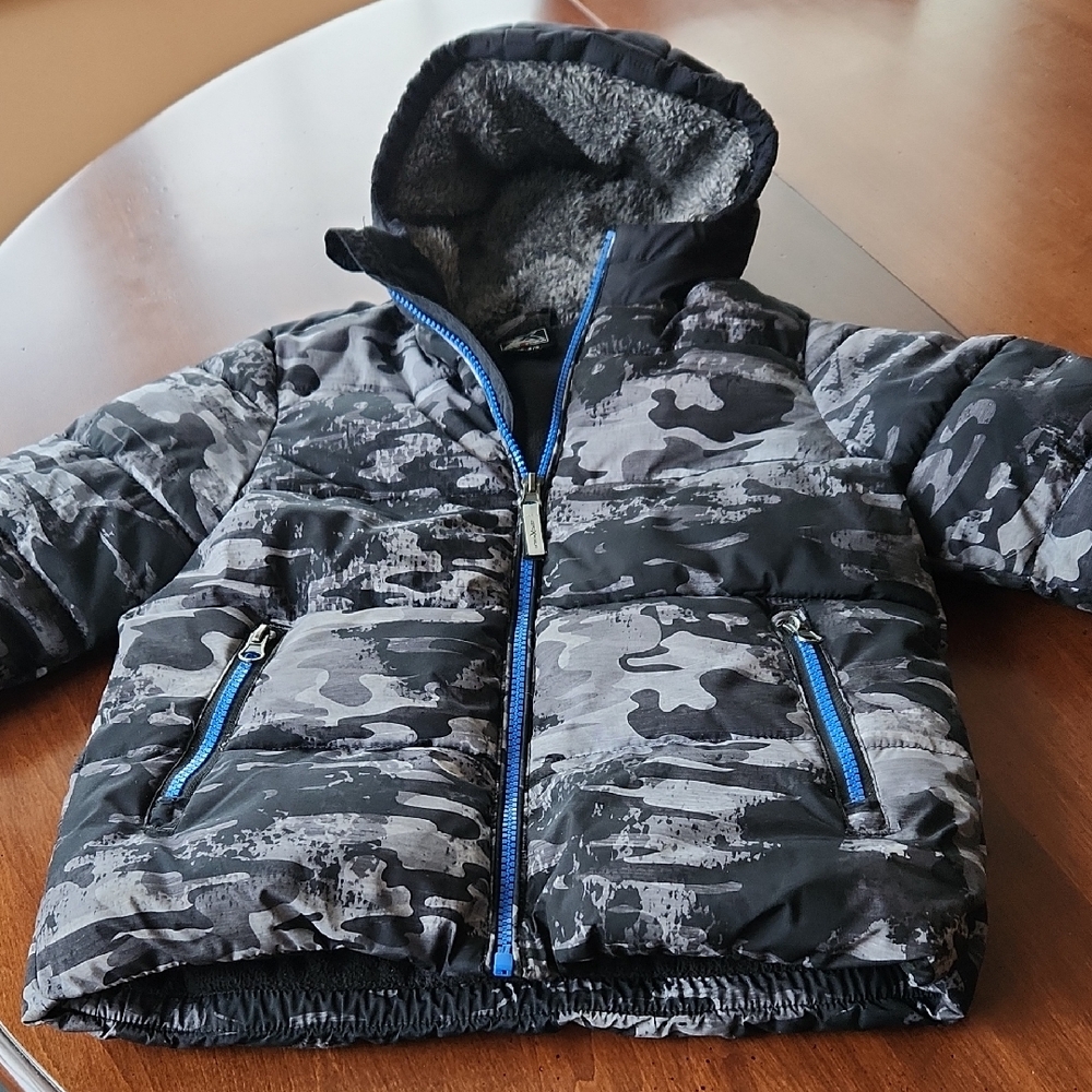 Boys Black Camouflage Puffer Jacket with Blue Accents